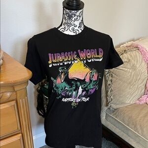 Jurassic World Black unisex universal studios t shirt small